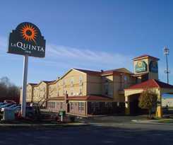 Hotel La Quinta Inn & Suites by Wyndham Kansas City Airport