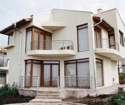 Hotel Almond Hill Villas