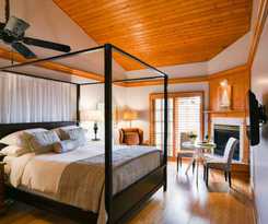 Inn On Summerhill
