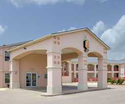 Hotel Super 8 By Wyndham Forney/east Dallas