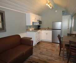 Hotel Ocean Echo Inn and Beach Cottages