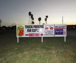 Hotel Super 8 By Wyndham Kingsville