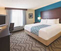 La Quinta Inn and Suites By Wyndham Central Point - Medford