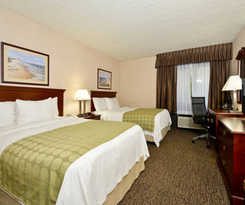 Hotel Ramada By Wyndham Waukegan/great Lakes