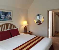Hotel Schooner Landing