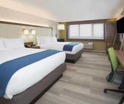 Holiday Inn Express & Suites Tulsa South - Woodlan