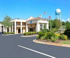 Hotel Clarion Pointe Forsyth I-75
