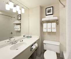 Hotel Delta Hotels By Marriott Calgary Airport In-terminal