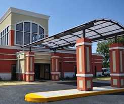 Hotel Quality Inn and Suites