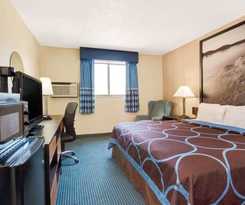 Hotel Super 8 By Wyndham Hutchinson