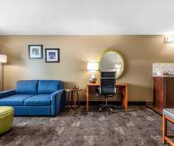 Hotel Comfort Inn and Suites Nashville Near Tanger Outlets I-24 Antioch