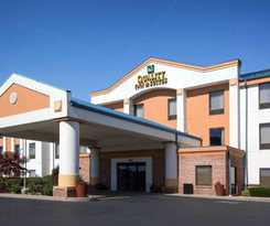 Quality Inn & Suites Arnold
