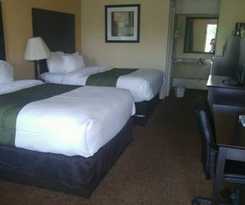 Hotel Quality Inn & Suites
