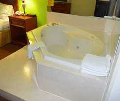Hotel Rodeway Inn & Suites