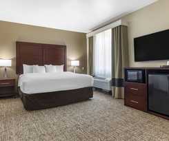 Hotel Comfort Inn and Suites Near Lake Lewisville