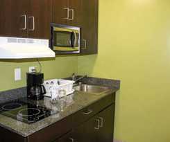 Studio 6 - Savannah