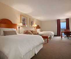 Hotel Plaza And Suites