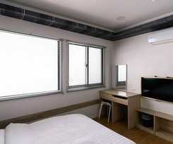 58˚ hotspring hotel