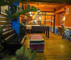 Hotel Rainbow Wave Surfing Hostel