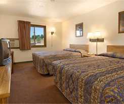 Hotel Super 8 By Wyndham Hot Springs