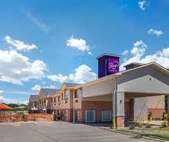 Hotel Magnuson Cedar Hill