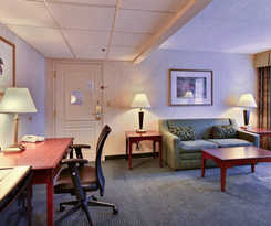 Hotel Holiday Inn Express State College At Williamsburg