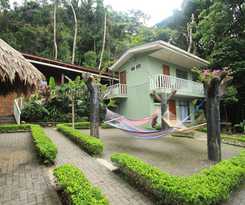 Hostel Santa Elena Resort