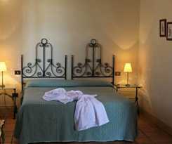  Fattoria Pieve A Salti