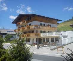 Hotel Pensione Travenanzes