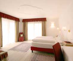 Hotel Al Plan Museum-osteria-oldtimer