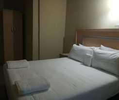 Hotel Makhadzi's Cloud Lodge