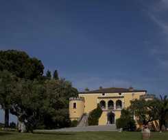Castello Di Serragiumenta
