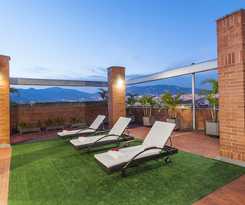 Hotel Travelers Orange Suites