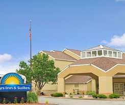 Hotel Days Inn and Suites By Wyndham St. Louis/westport Plaza