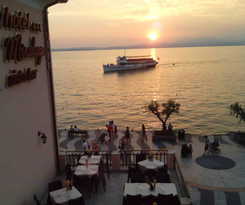 Hotel La Vista Postcard 