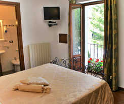 Hotel Bucaneve