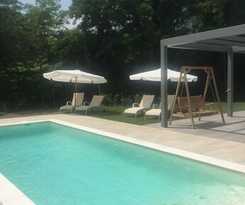 Pove 2.4 Hotel