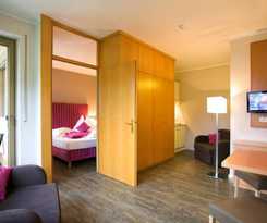 Flora & Suites