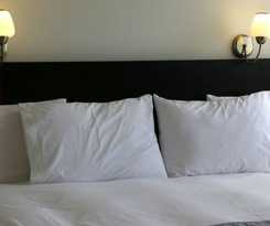 Hotel Plaza &ntilde;u&ntilde;oa