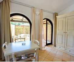 Porto Giunco Residence