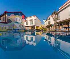 Hotel Nayino Resort
