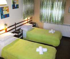 The Safed Inn