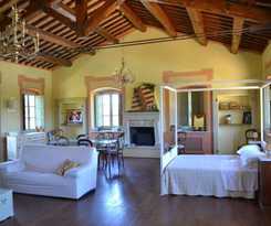  Favorita Food&Wine Resort