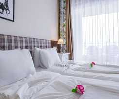Gardenia Beach Palace
