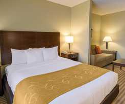Hotel Comfort Suites Near Universal Orlando Resort