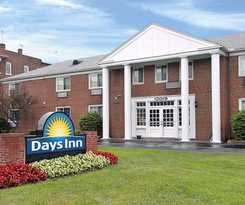 Hotel Days Inn By Wyndham Cleveland Lakewood