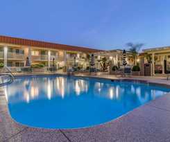 Best Western Plus Hilltop Inn