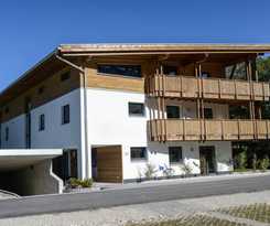  R Appartements