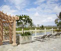 Hotel Aqua Skyline at Island Colony