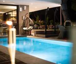 Hotel Athenian Riviera and Suites